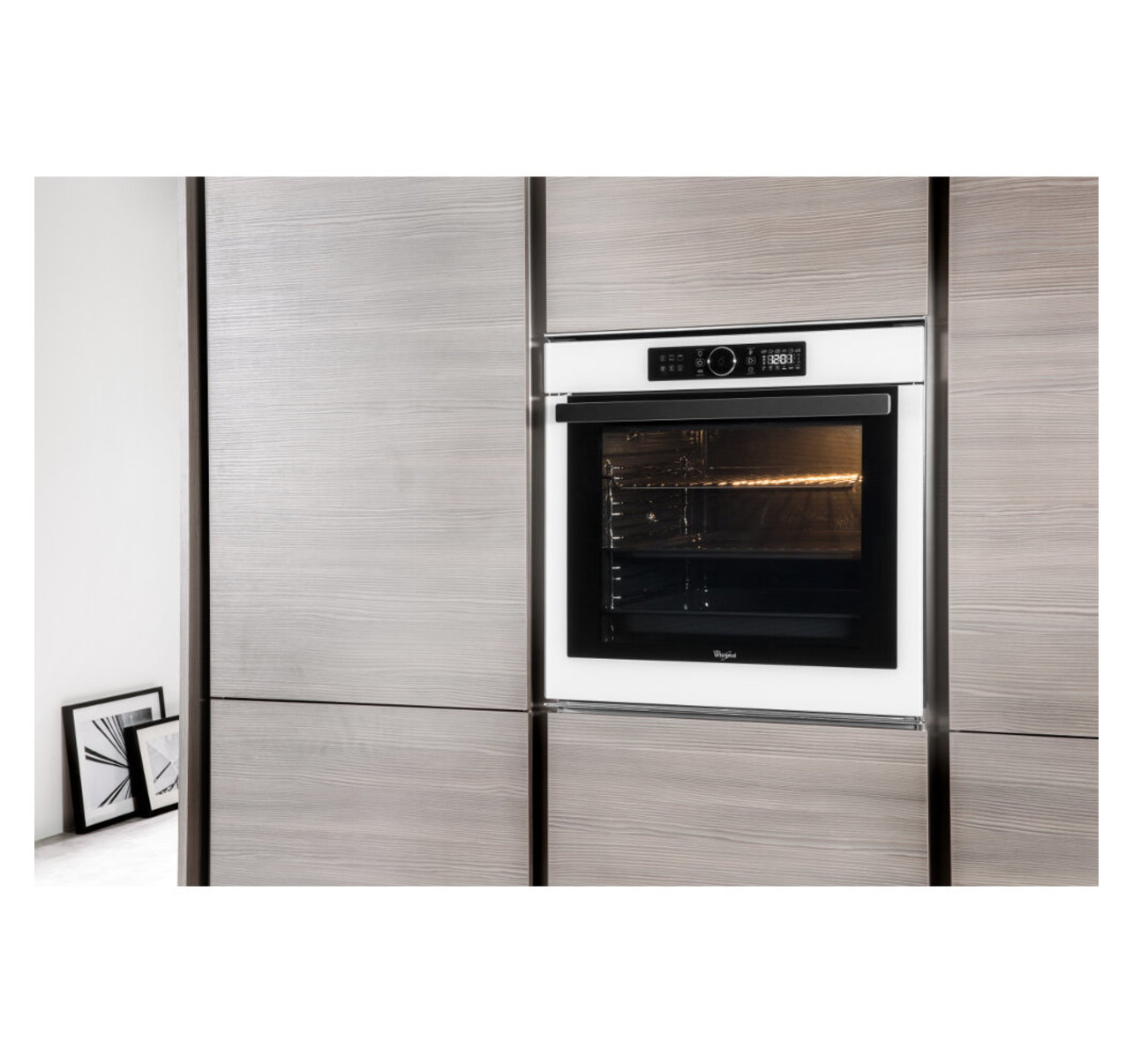 Whirlpool AKZM 8480 WH vstavaná rúra 2