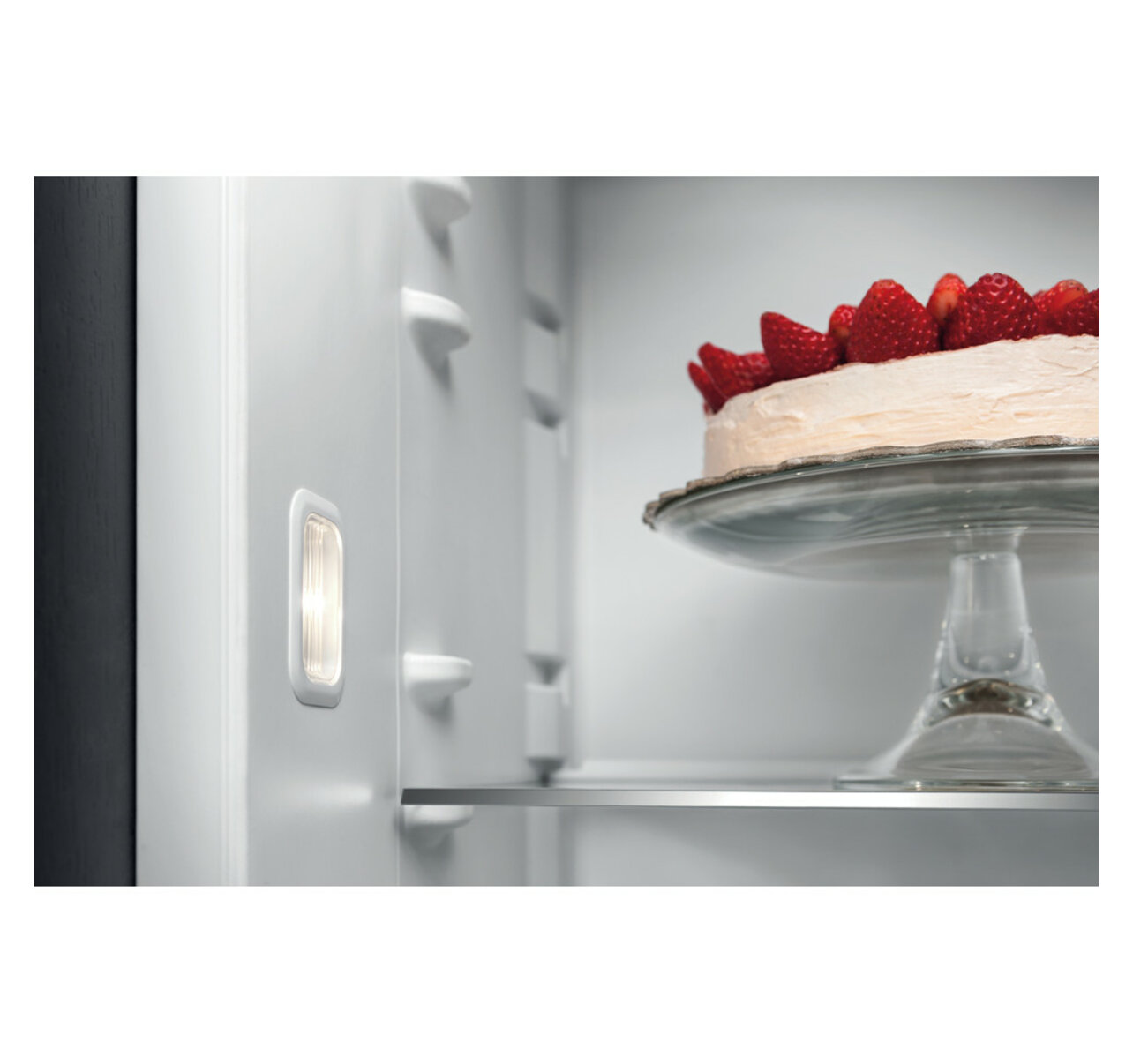Whirlpool ARG 18081 vstavaná samostatná chladnička 2
