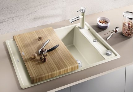 blanco-axia-iii-45-s_5a928e0499ff67.44475129s