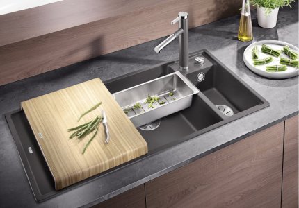 blanco-axia-iii-6-s_5a92a052d8fde8.25037283s