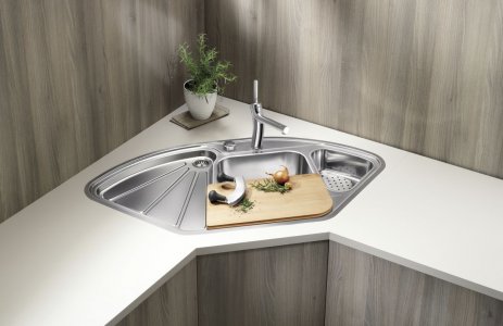 blanco-delta-if_59933fa3cb47d5.81814848s